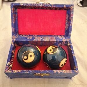 Vintage Asian Baoding Stress Meditation Balls Green Enamel Yin Yang With Chimes